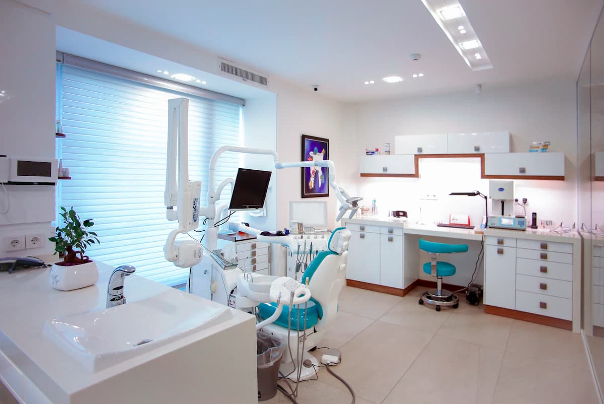 Advanced dental technology and equipment