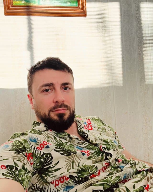 Mike Ragimov — Founder & CEO at BlooTrue